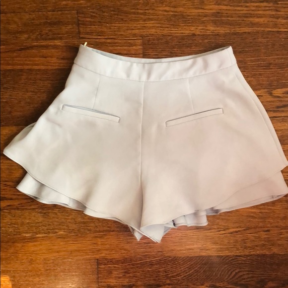 Zara periwinkle ruffle shorts - Picture 2 of 4
